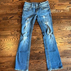 Miss Me jeans perfectly distressed, boot cut, size 28